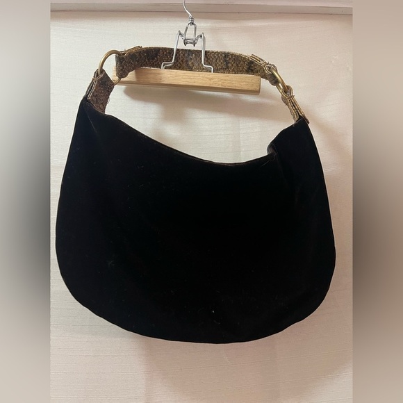 ⚫️ BOGO Oxox brown snakeskin velvet hobo bag with locket accent shoulder bag - Picture 6 of 7